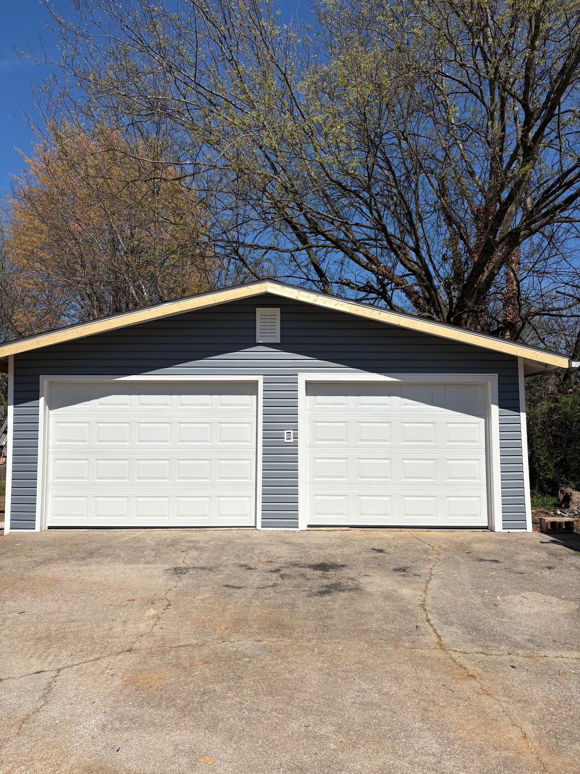 Gallery photos for Complete Garage Transformation in Maryville: Image #2